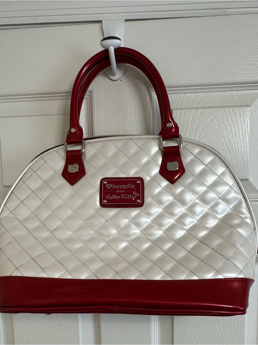 Hello Kitty Loungefly Set Quilted Purse & Wallet Set with Red Logo Plaque